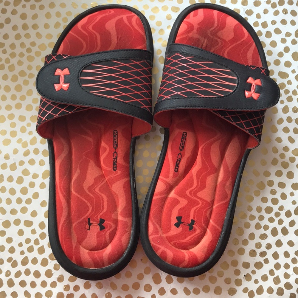 • under armour slides •